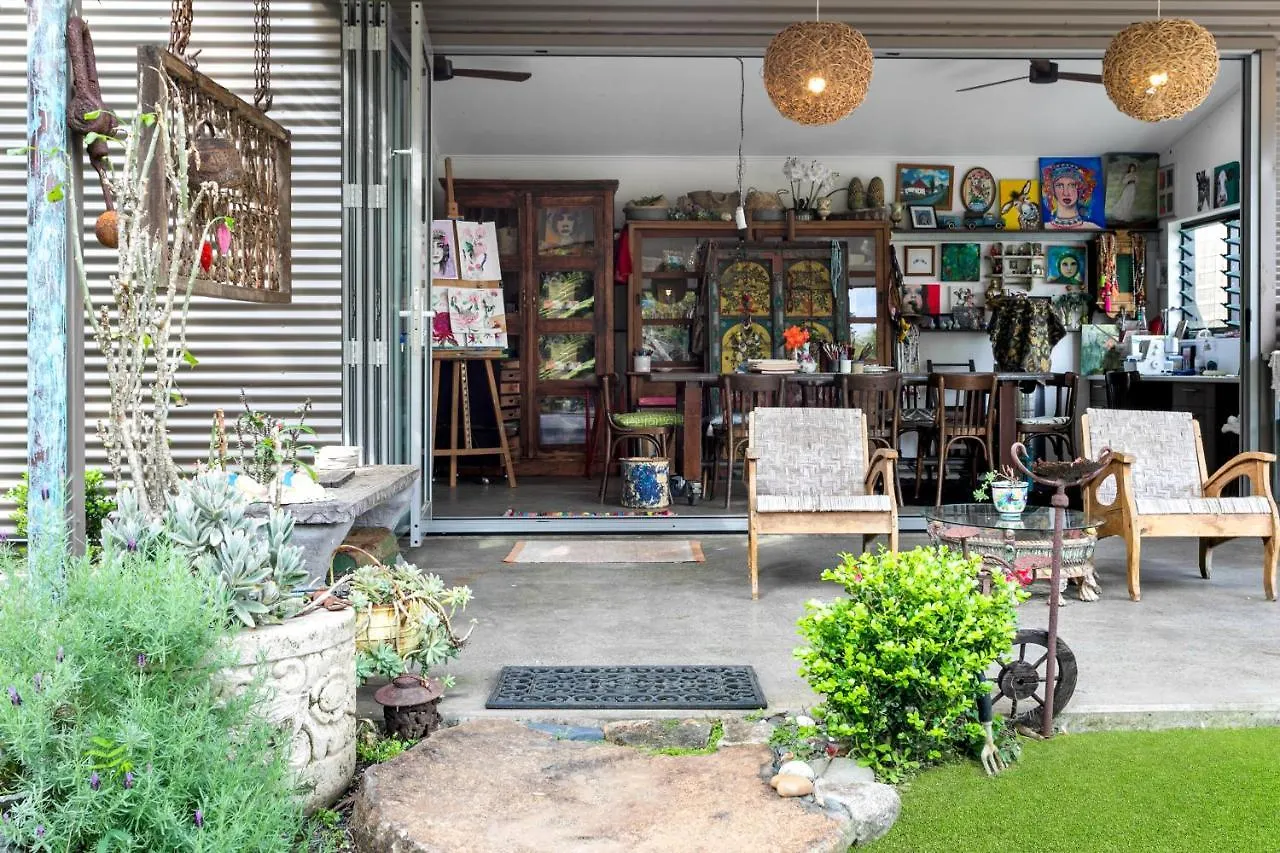 Noosa Valley Manor B&B Doonan