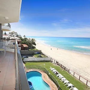 3* Aparthotel Spindrift On The Beach - Absolute Beachfront