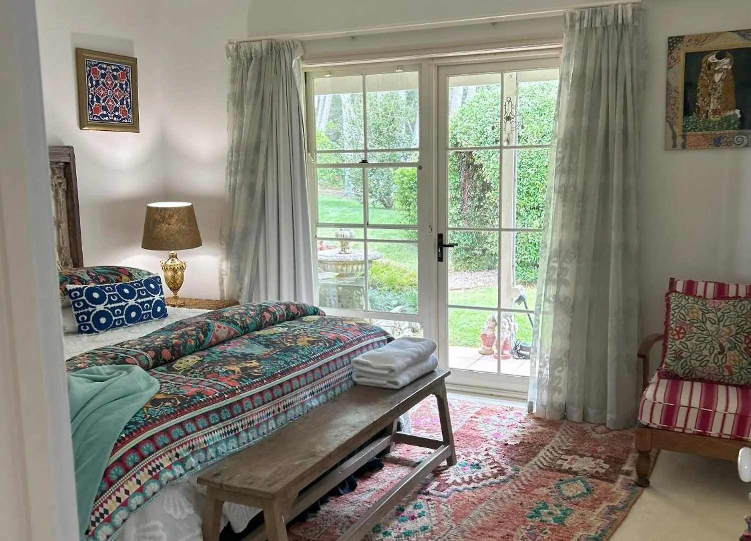 Noosa Valley Manor B&B Doonan Bed & Breakfast