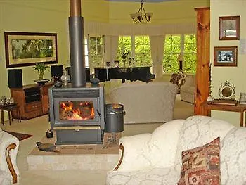 Noosa Valley Manor B&B Doonan 4*,