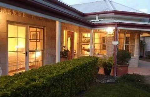 **** Bed & Breakfast Noosa Valley Manor B&B Doonan Australia