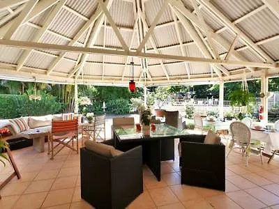 Noosa Valley Manor B&B Doonan Bed & Breakfast