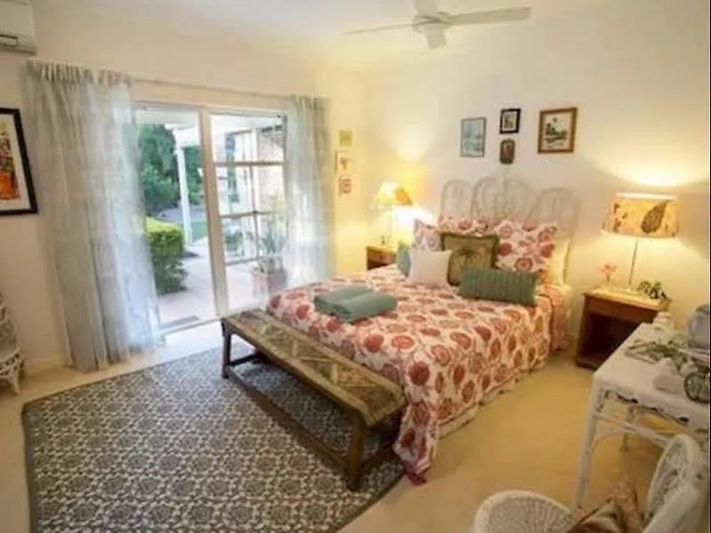 Noosa Valley Manor B&B Doonan Australia